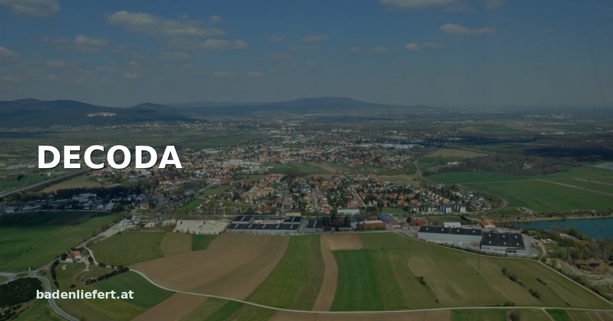 Titelbild: Luftbild von Leobersdorf, darüber der Schriftzug „DECODA“